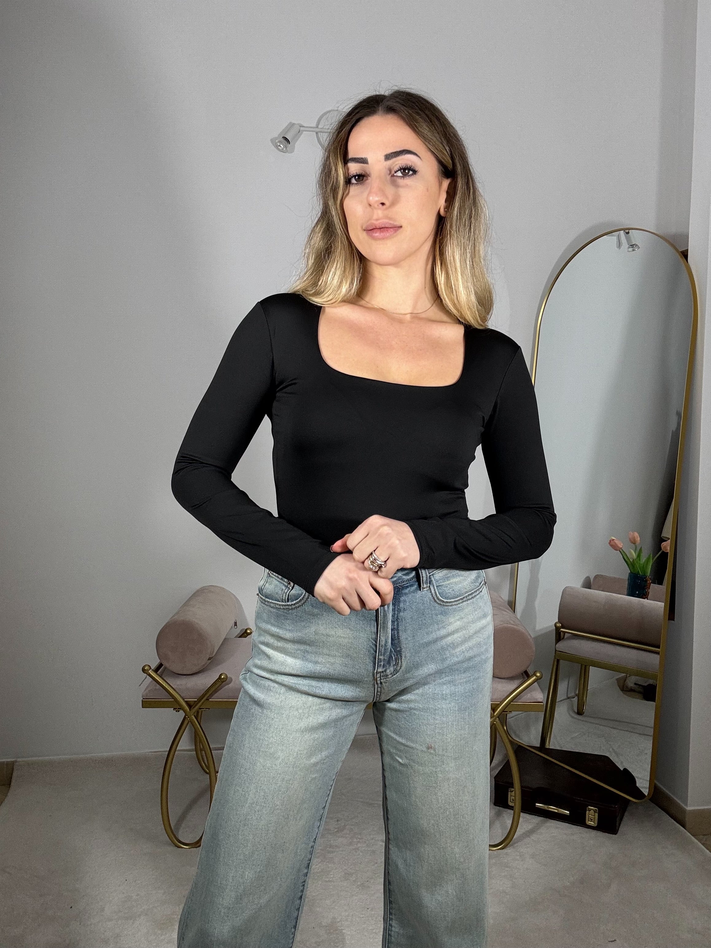 Body scollo quadrato